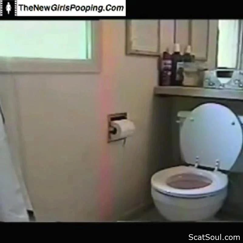 Expulsion Expertise - Pottytime With Sommer - Pukes Companion